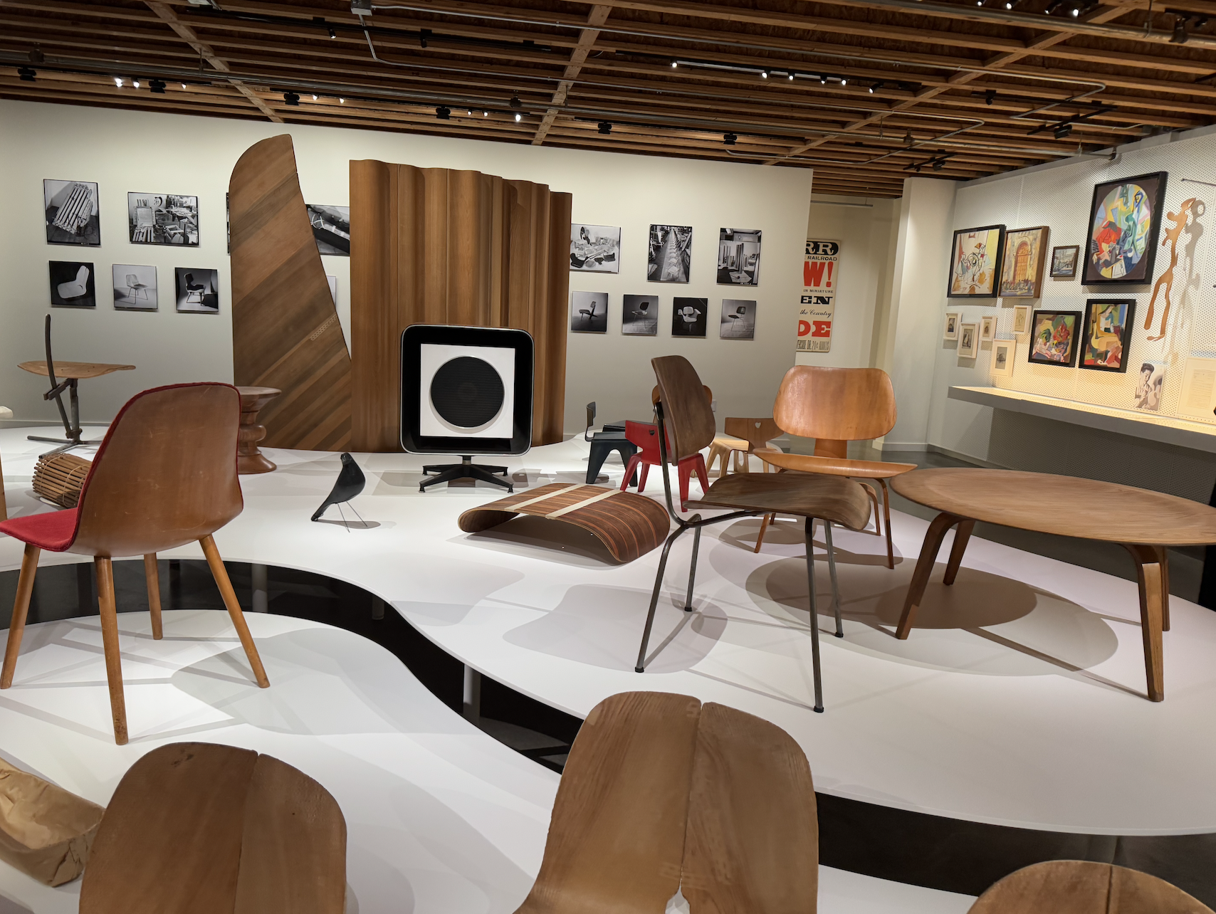 A photo of some molded plywood chairs from the archives :)